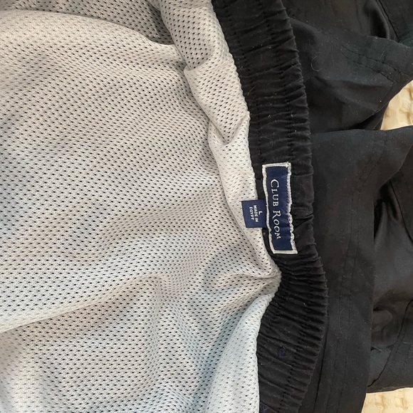 Men black swim trunks black club room. Worn once lightly used. 🩳 - Picture 2 of 3
